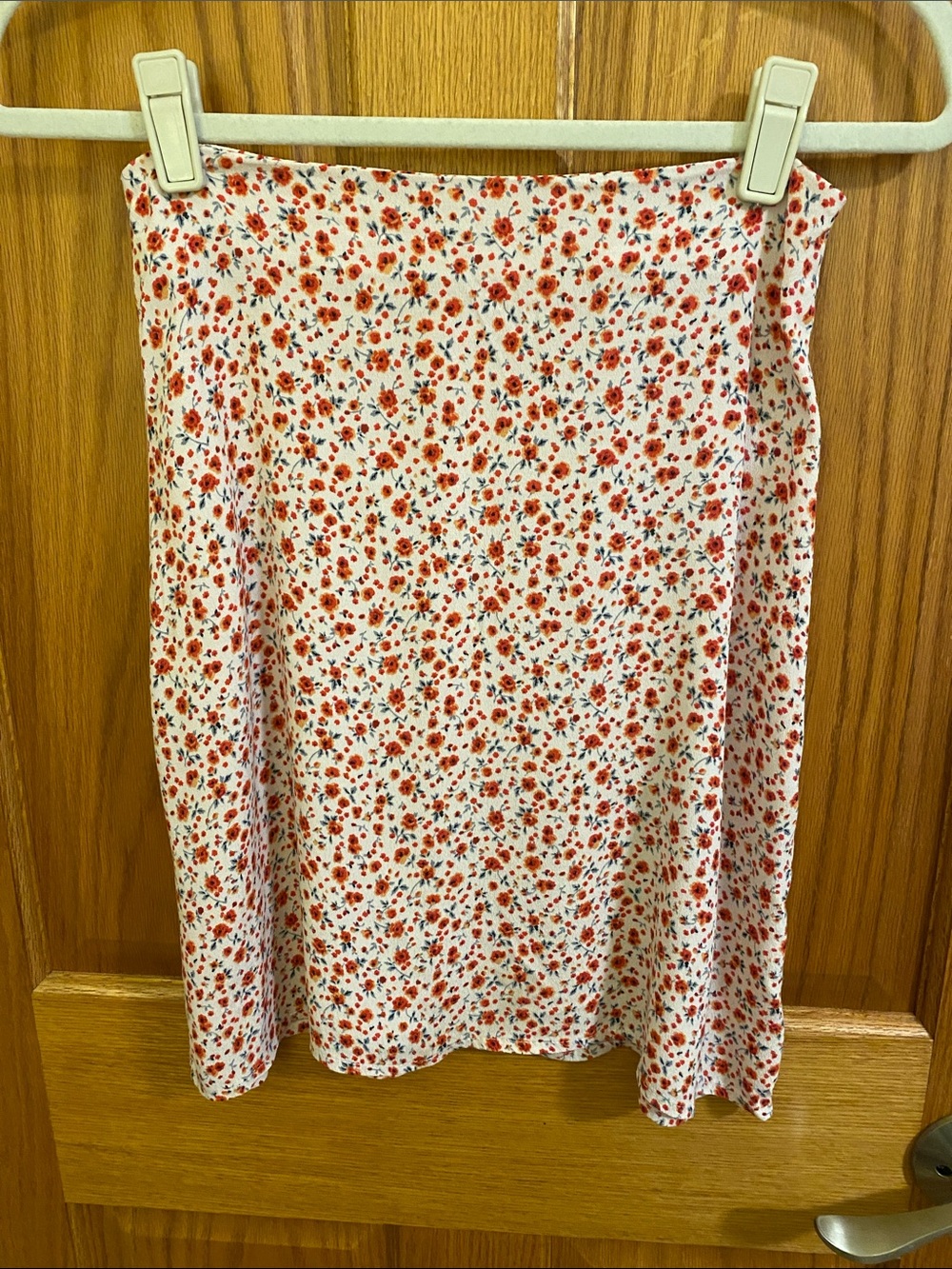 Brandy Melville Floral Cara Spring A-Line Mini Skirt Red/Orange Floral Print Y2K